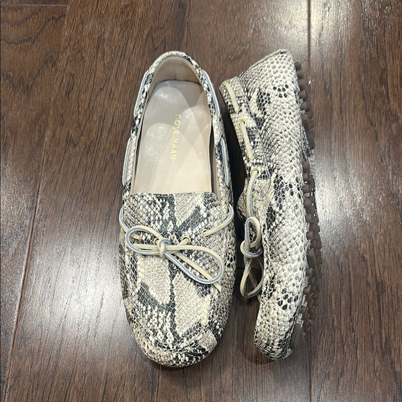 Cole Haan Snakeskin Patterned Loafers- size 8.5 - Picture 1 of 7